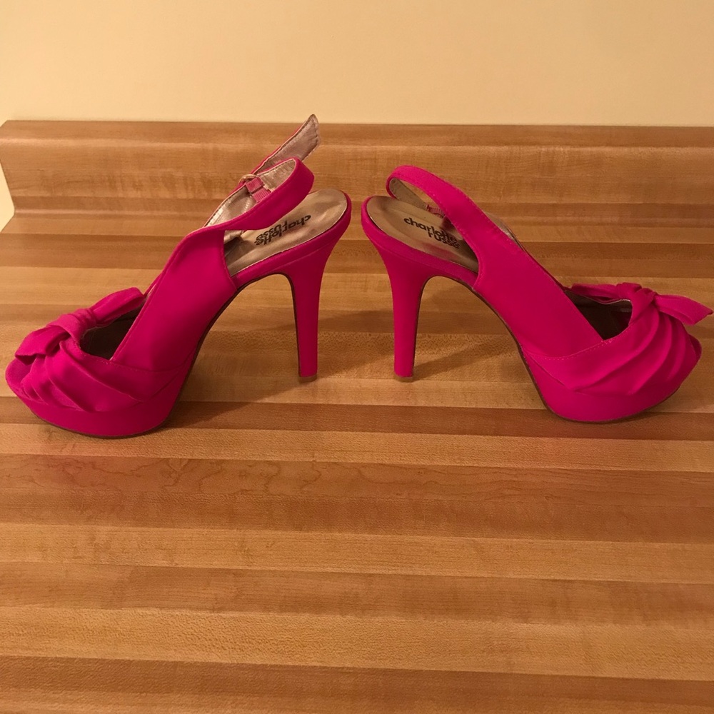 Fuchsia heels - Picture 4 of 7
